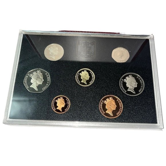 UK PROOF COIN Collection Set Original ROYAL MINT Leather 1988 Queen Elizabeth - Picture 4 of 10